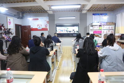 深化文創合作，共育設計人才——湖南師范大學孫舜堯教授赴我校藝術設計與建筑學院交流側記